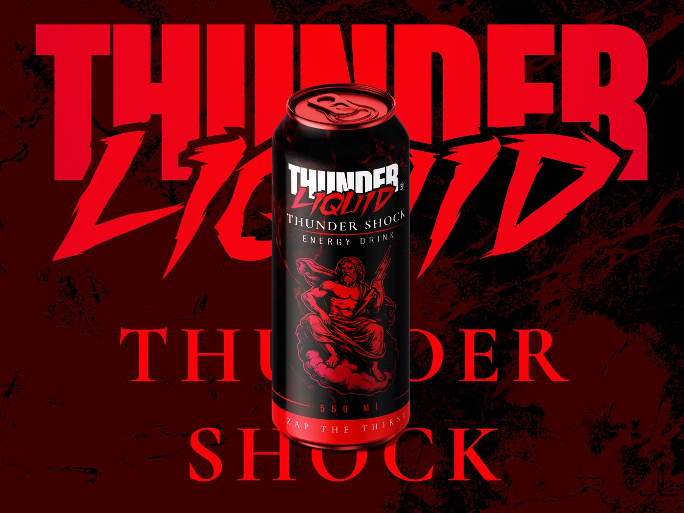 La lattina rossa Thunder Shock, l’energy drink, sul lettering deformato